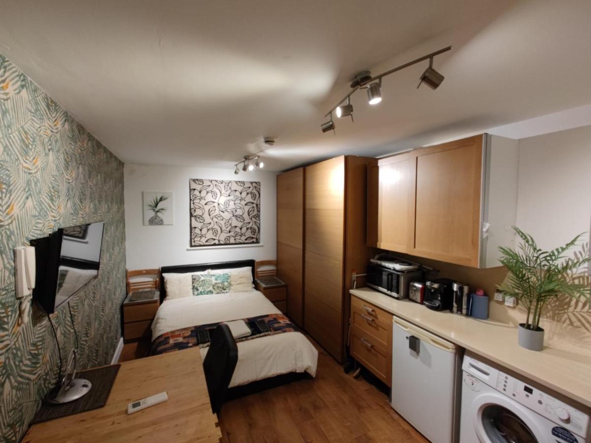 Studio Apartment 351 Ladbroke Grove, London W10 6Ha Ngoại thất bức ảnh